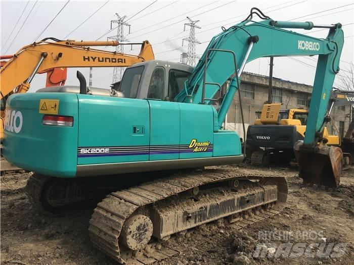 Kobelco SK 200-8 Roomikekskavaatorid