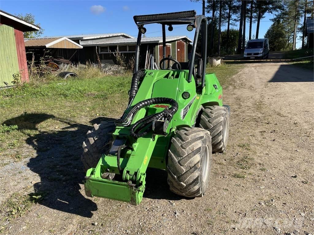 Avant 760i Väikelaadurid