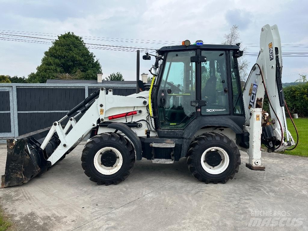 JCB 3CX Ekskavaatorlaadurid