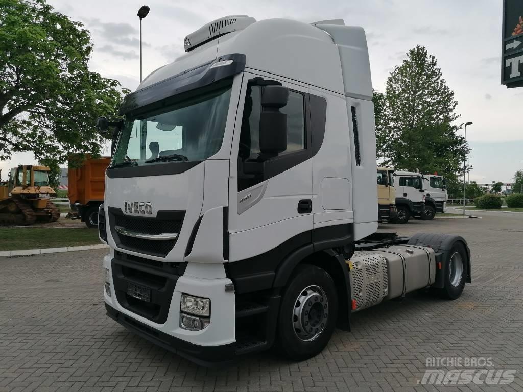 Iveco AS440ST/P Sadulveokid