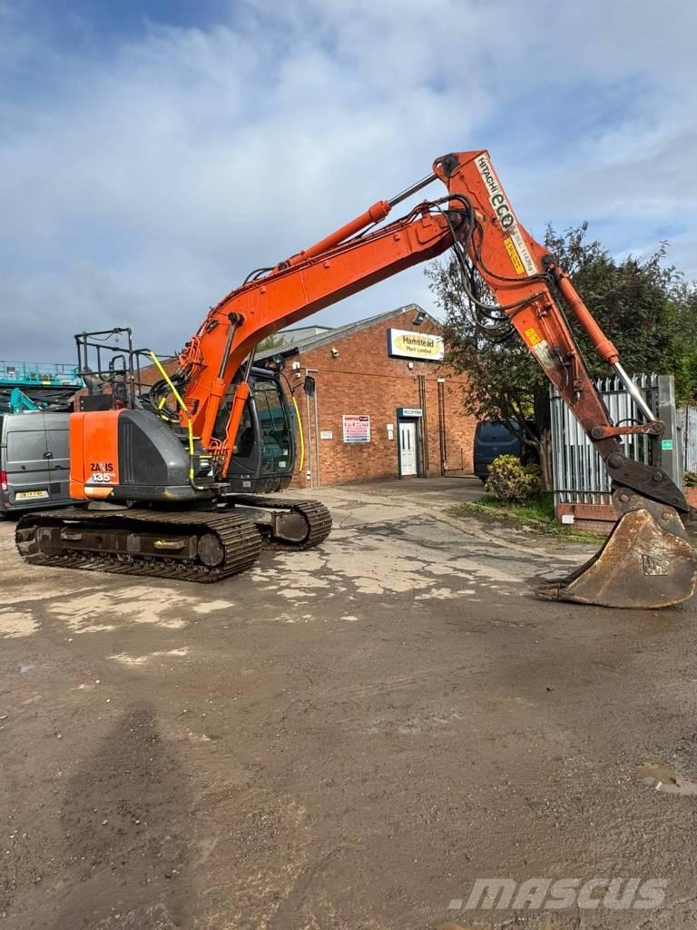 Hitachi ZX 135 US Roomikekskavaatorid