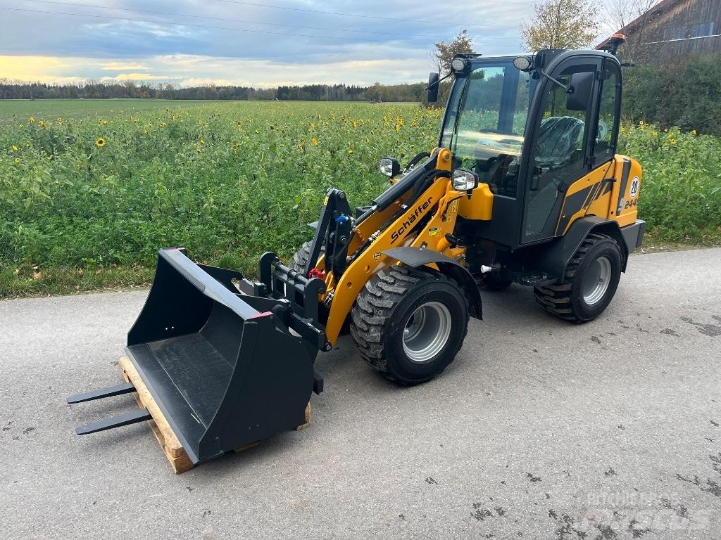 Schäffer 2445S Kompaktlaadurid