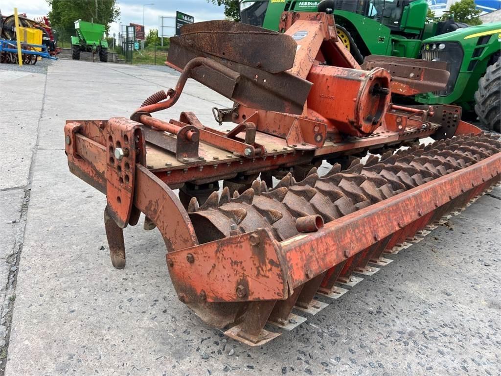 Kuhn HRB 302 D-A Randaalid/mullafreesid
