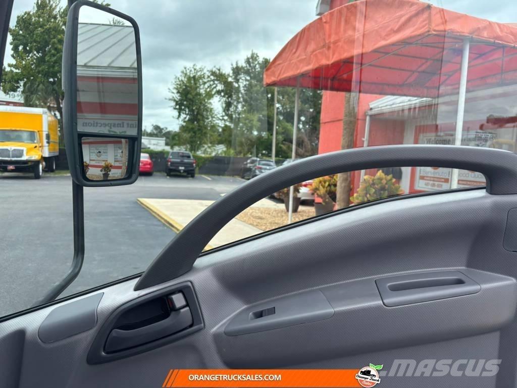 Isuzu NQR Furgoonautod
