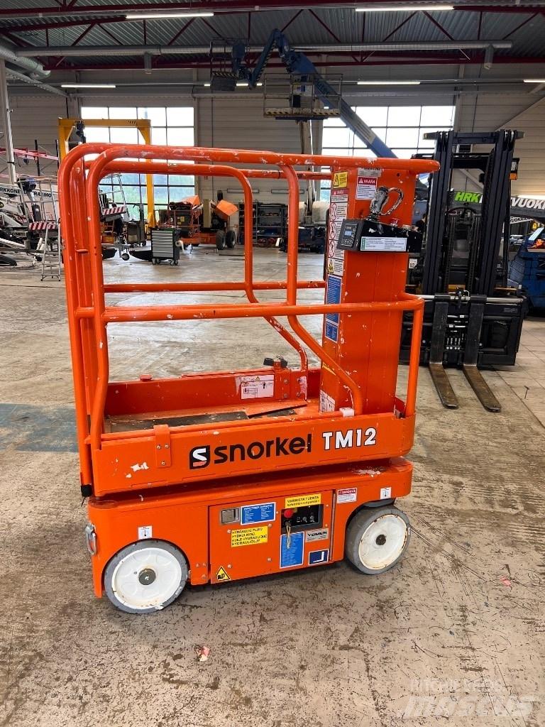 Snorkel TM 12 Vertikaalsed mast tõstukid