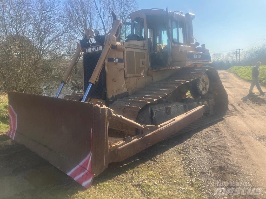 CAT D 6 H LGP II Buldooserid