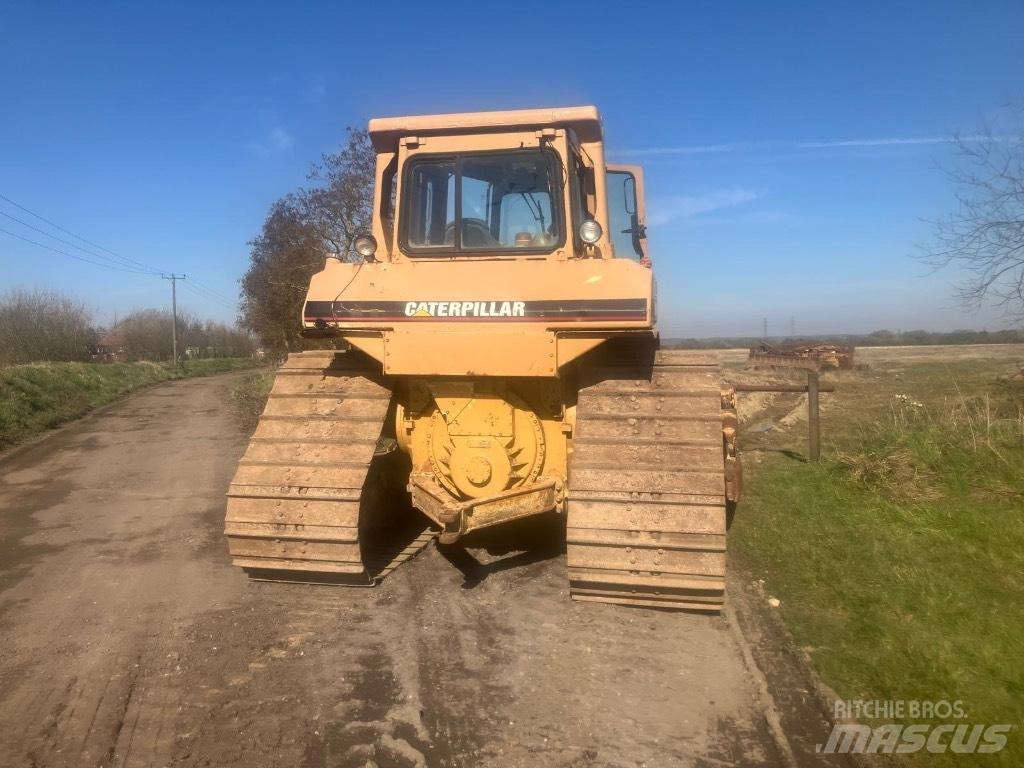 CAT D 6 H LGP II Buldooserid