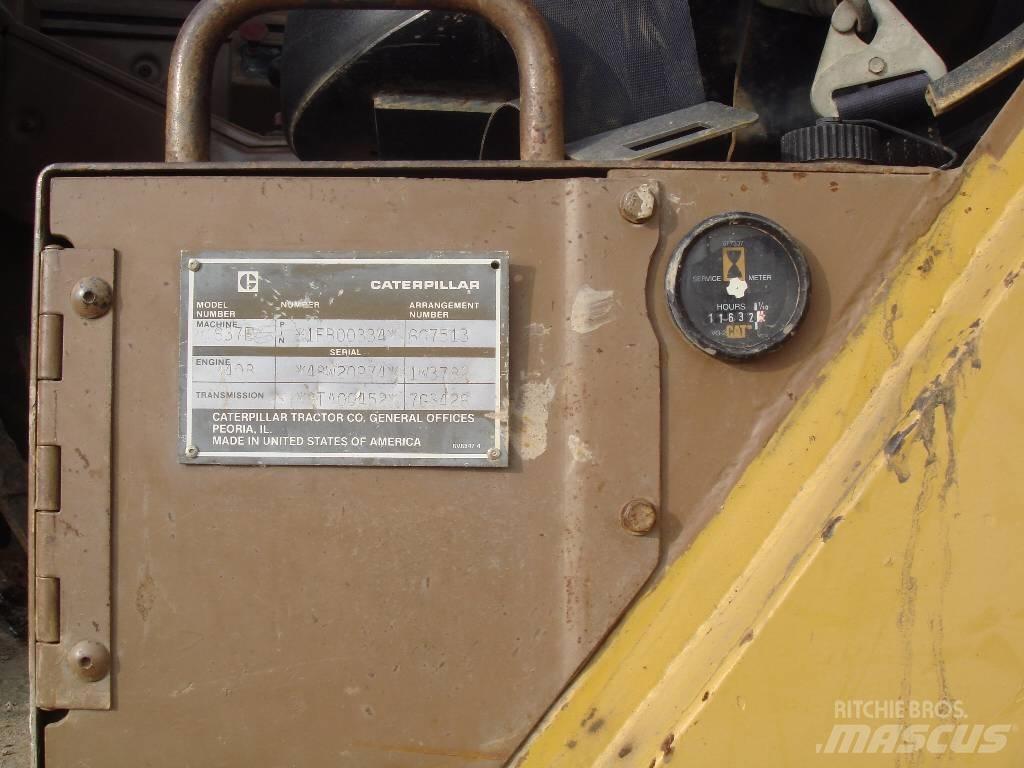 CAT 637E Kaabitsad