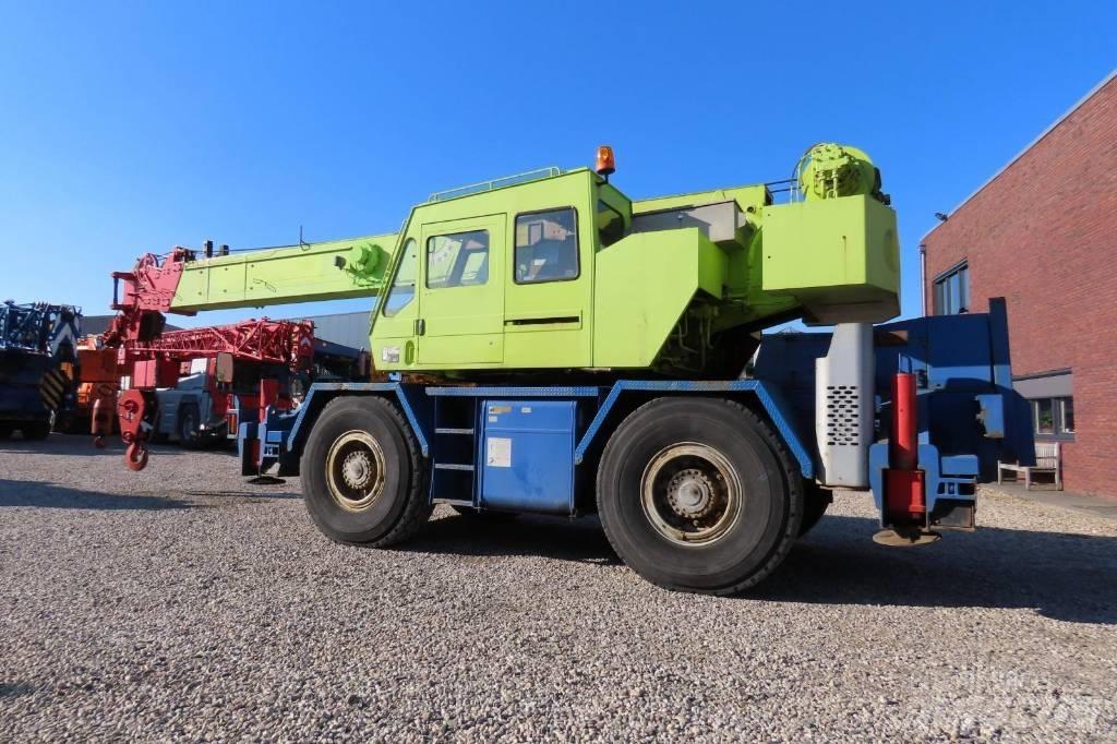 Tadano TR 250 E Raske maastiku tõstukid