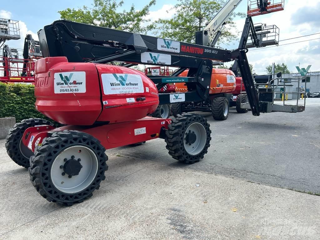 Manitou 200 ATJ RC Iseliikuvad poomtõstukid