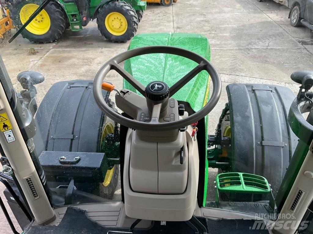 John Deere 7310 R Traktorid