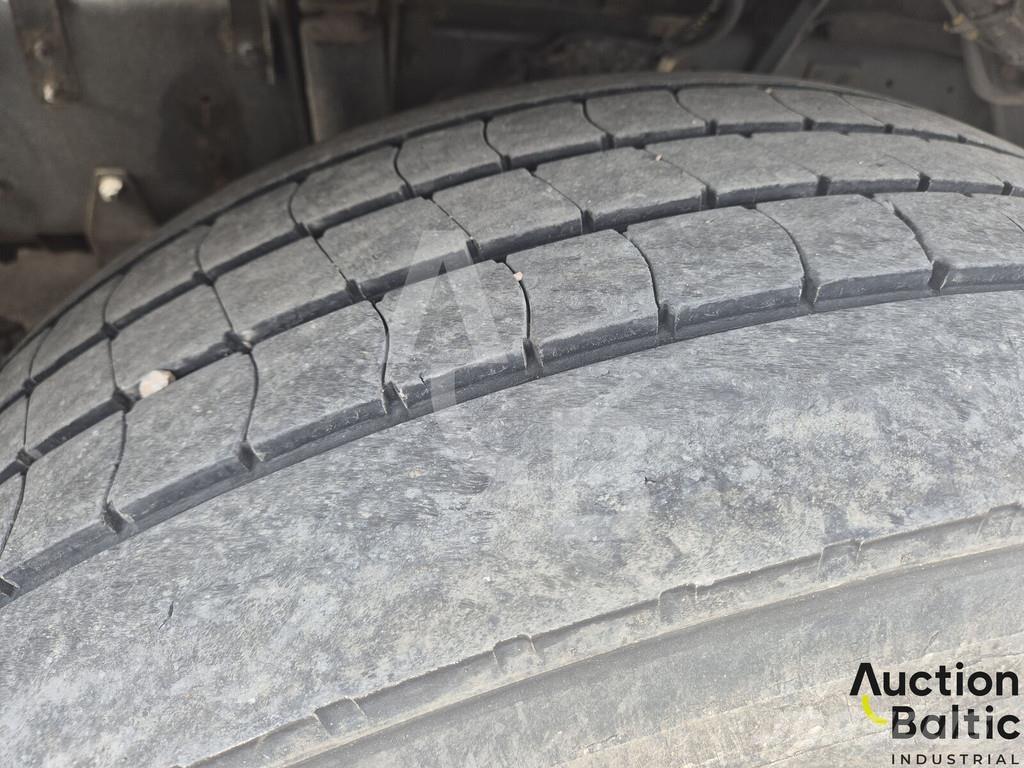 DAF FT460XF Sadulveokid