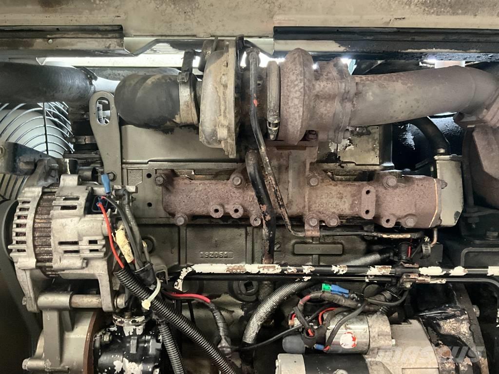 Takeuchi TB 175 W Ratasekskavaatorid