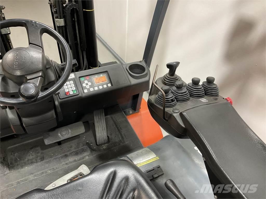 Toyota 8FBMT45 Elektritõstukid