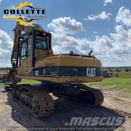 CAT 322C Harvesterid