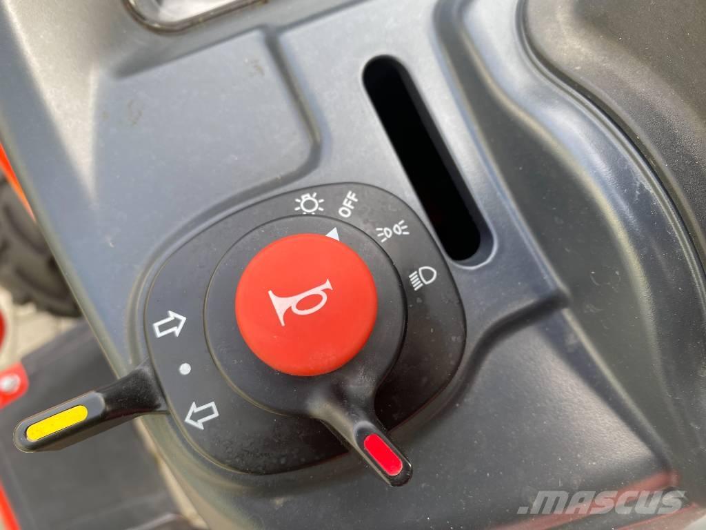 Kioti CS 2220 Traktorid