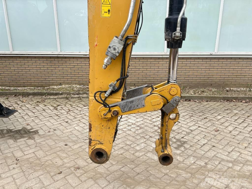CAT MH3022  2015   CE Materjalikäitlusmasinad
