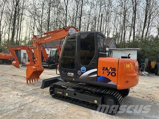 Hitachi ZX70 Roomikekskavaatorid