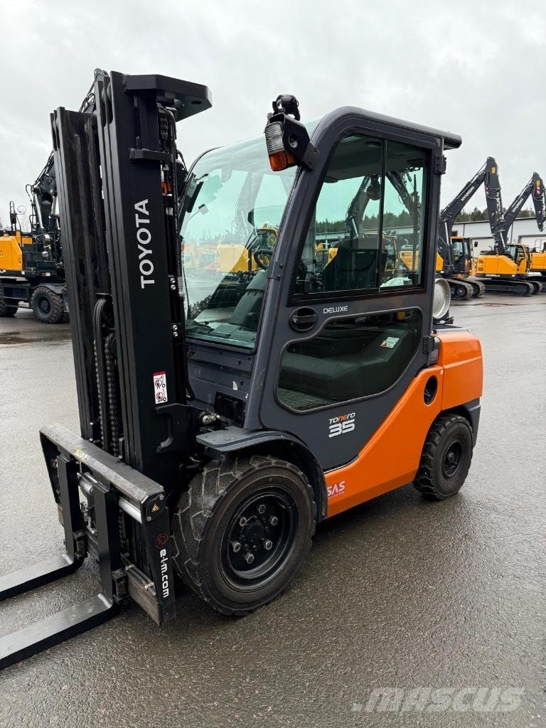 Toyota 02-8 FGJF 35 Gaasitõstukid