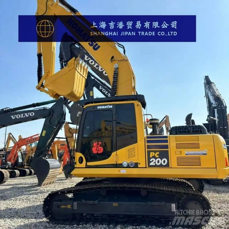Komatsu PC 200 Roomikekskavaatorid