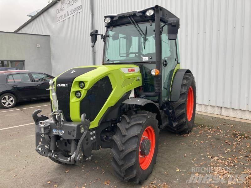 CLAAS NEXOS 260 L Traktorid