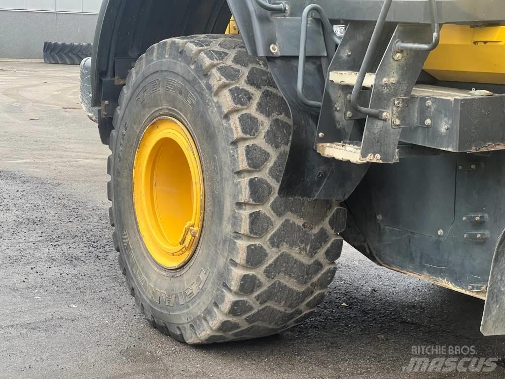 Komatsu WA 380-7 Rataslaadurid
