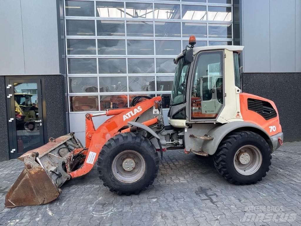Atlas AR70 Rataslaadurid