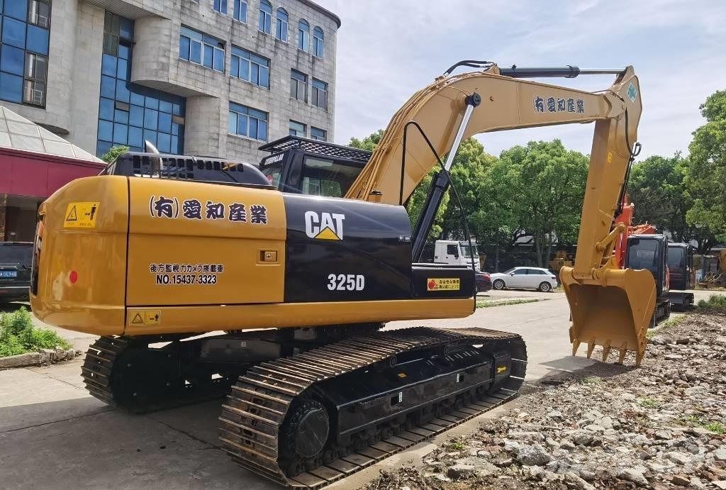 CAT 325 D Roomikekskavaatorid