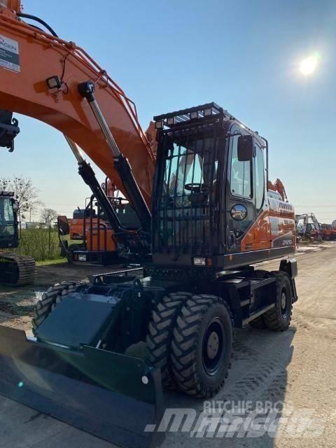 Doosan DX 210 W Ratasekskavaatorid