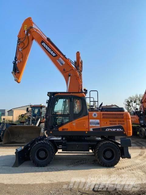Doosan DX 210 W Ratasekskavaatorid