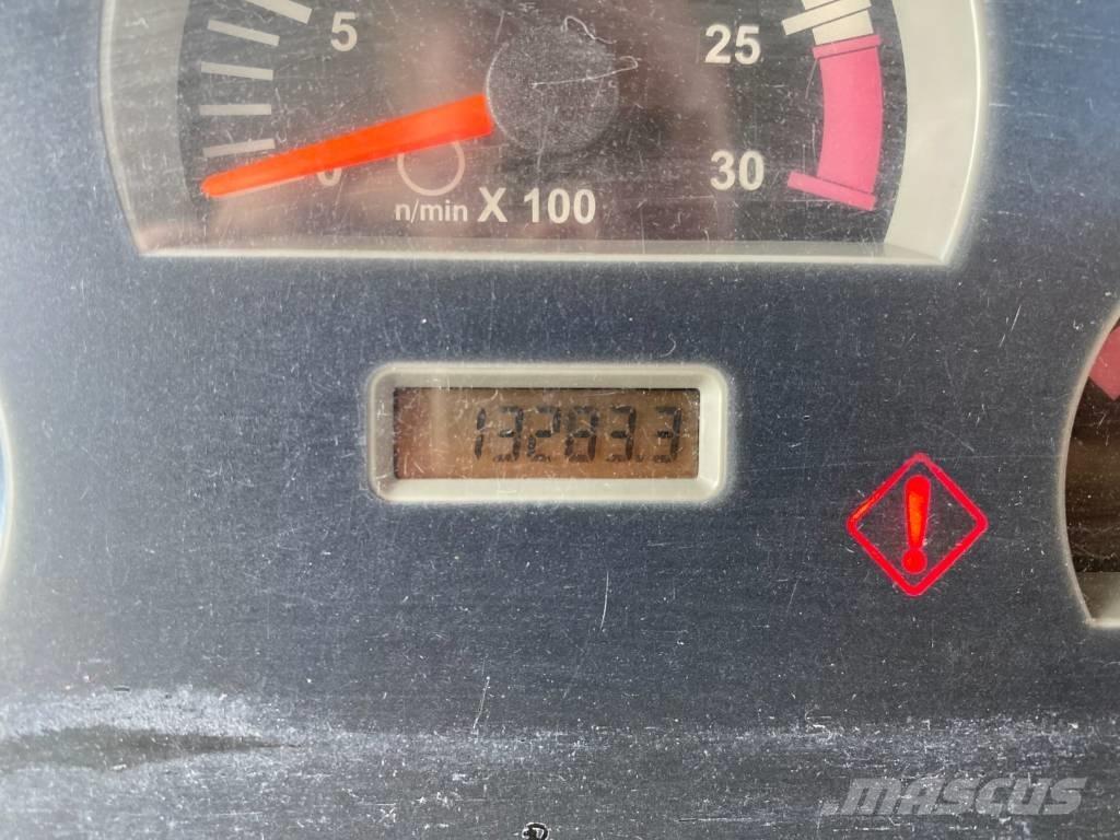 CAT 422 F TURBO Ekskavaatorlaadurid