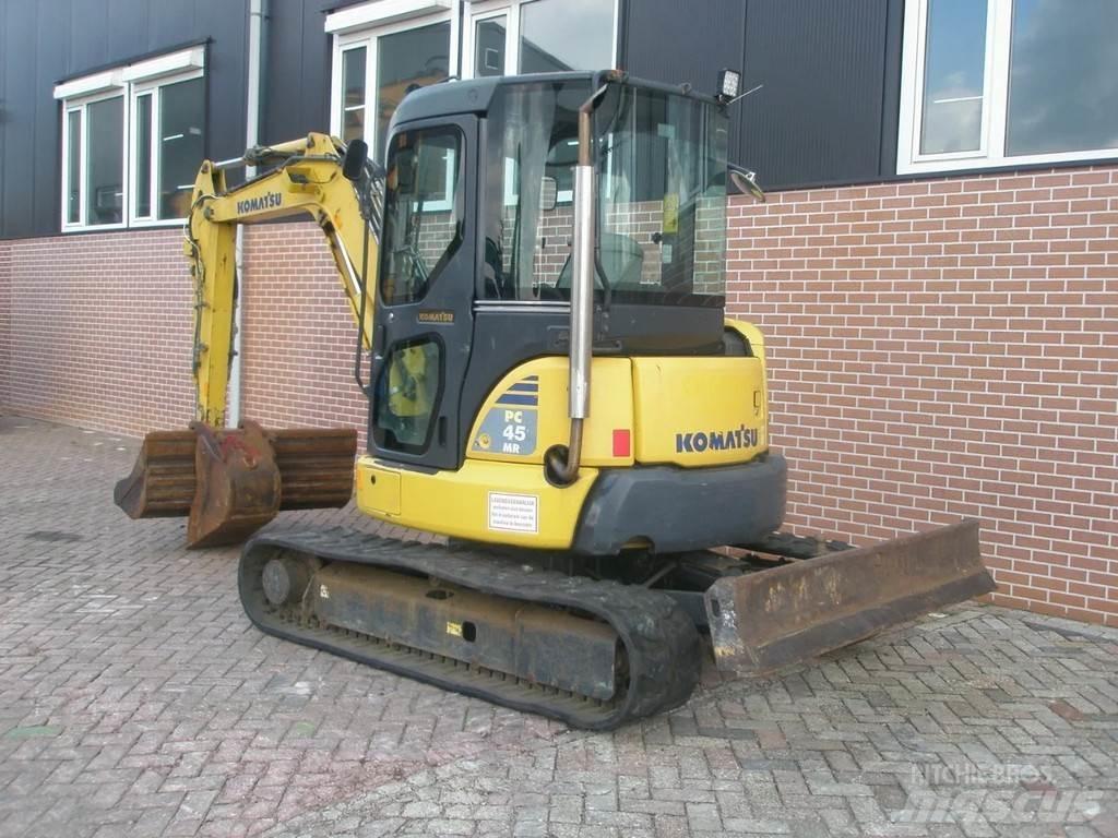 Komatsu PC45MR-3 Miniekskavaatorid < 7 t