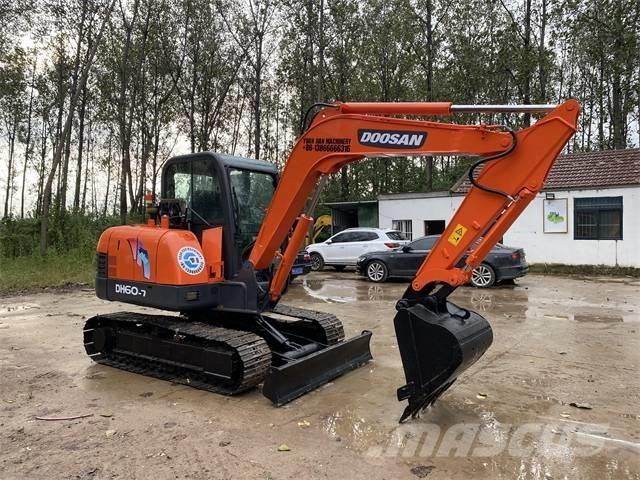 Doosan DH60-7 Miniekskavaatorid < 7 t