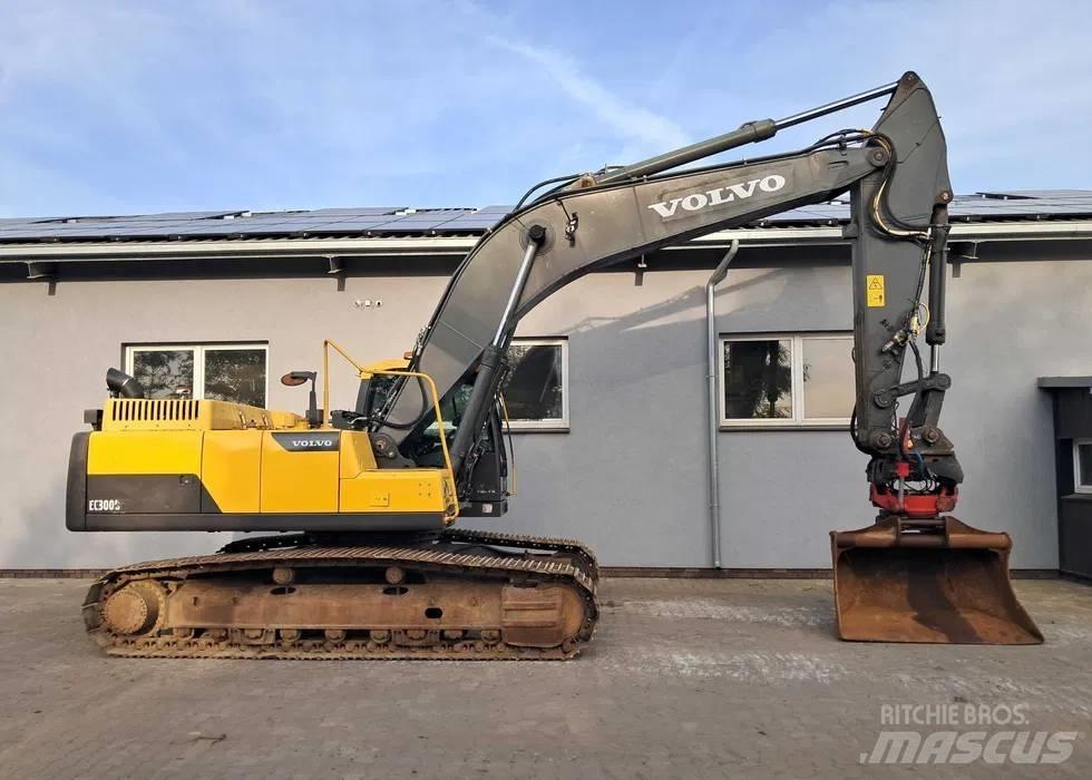 Volvo EC 300 D L Roomikekskavaatorid