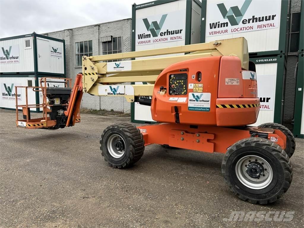 JLG 450AJ (3216) Iseliikuvad poomtõstukid