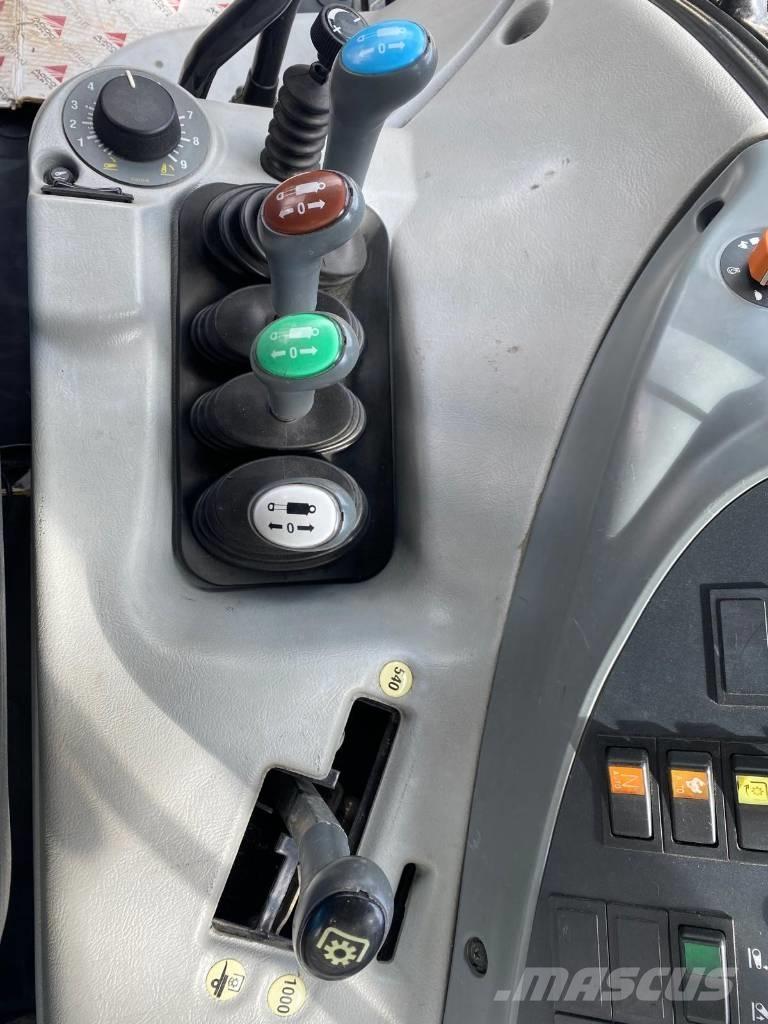 Valtra T 121 HT Traktorid