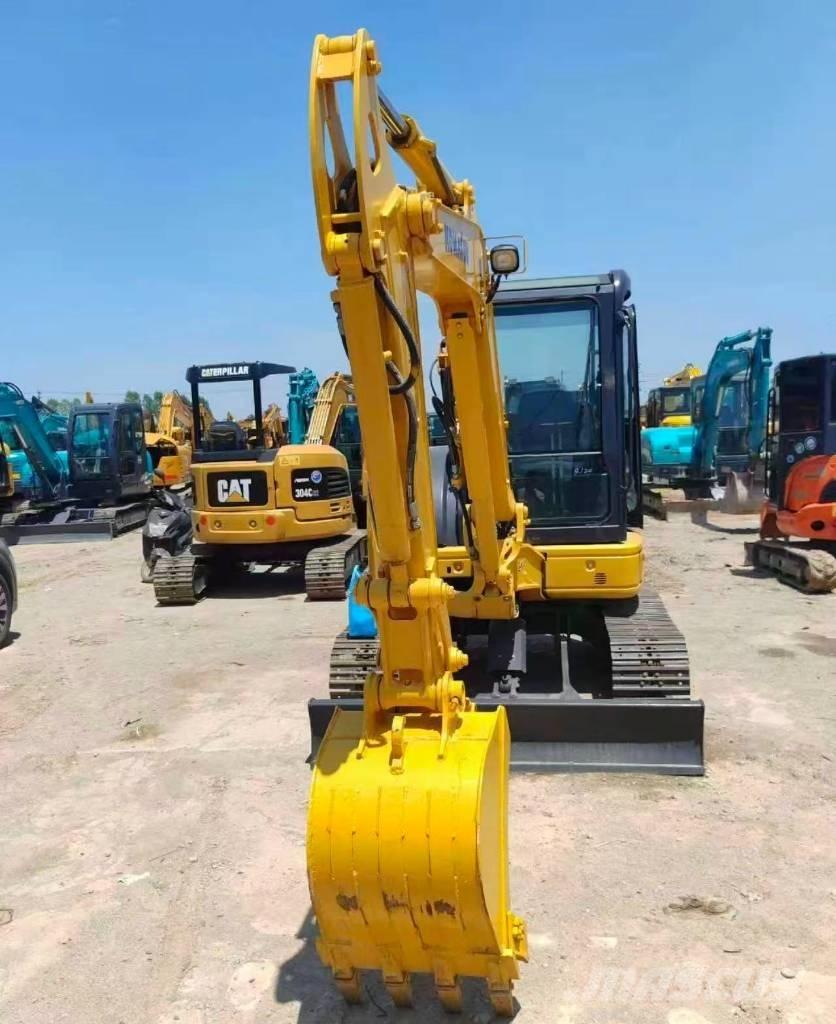 Komatsu PC 40 Miniekskavaatorid < 7 t