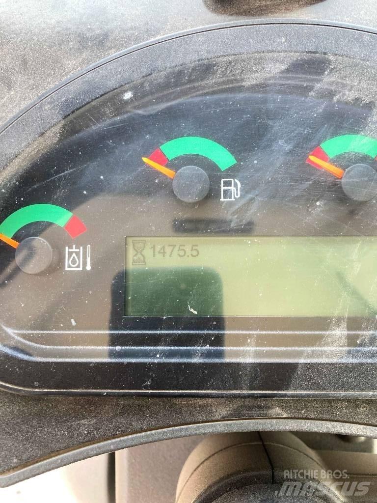 CAT 906 M Rataslaadurid