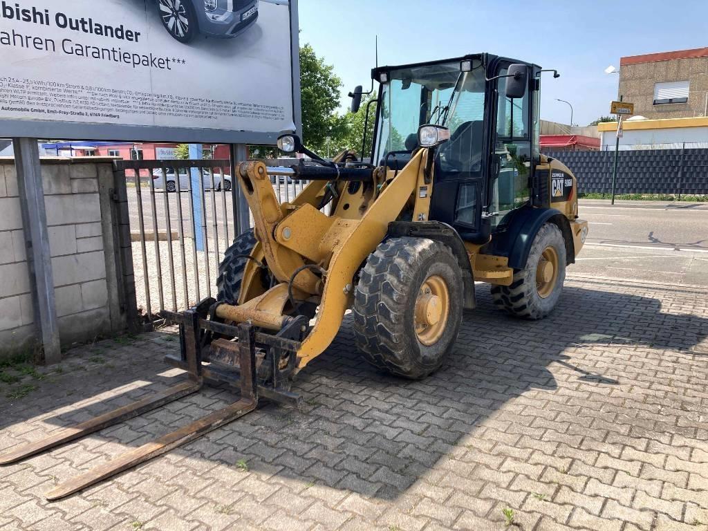 CAT 906 M Rataslaadurid