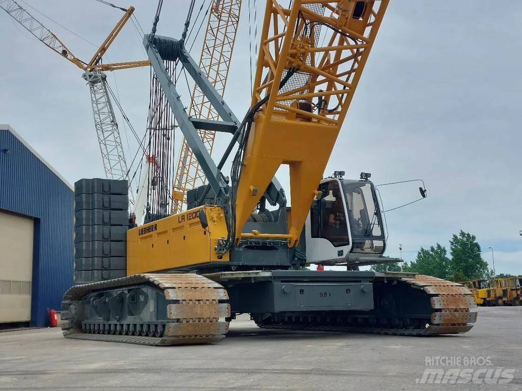 Liebherr LR1200 Roomikkraanad