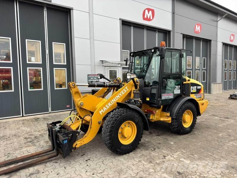 CAT 906M Cat 906M Rataslaadurid