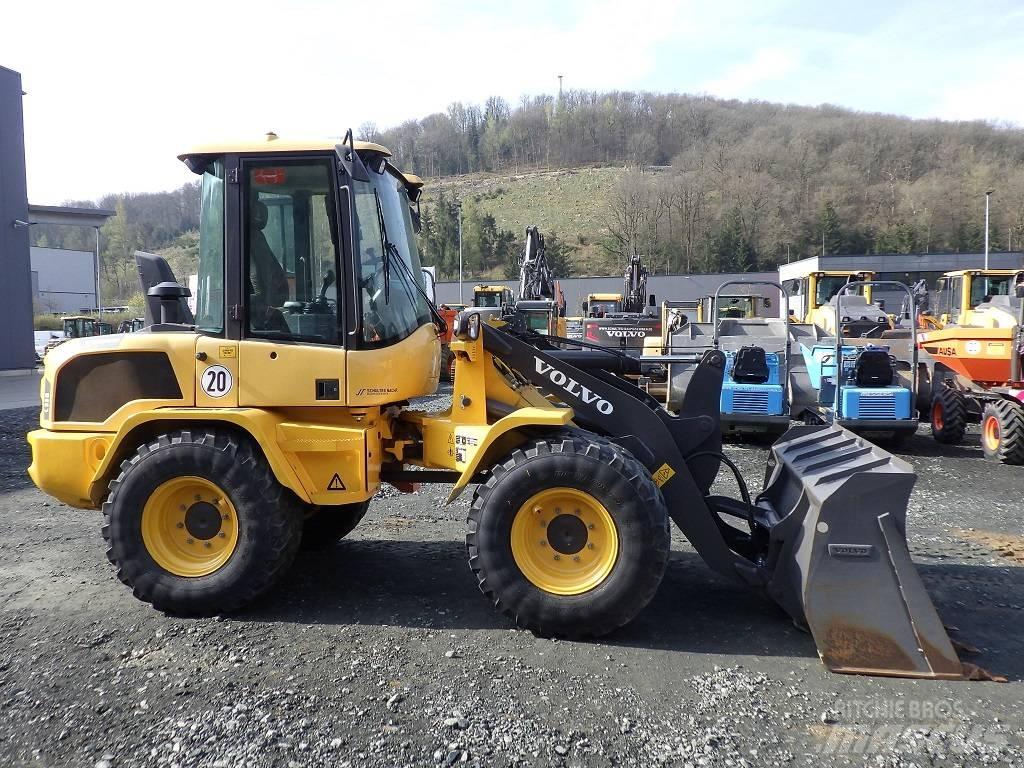 Volvo L 35 G Rataslaadurid