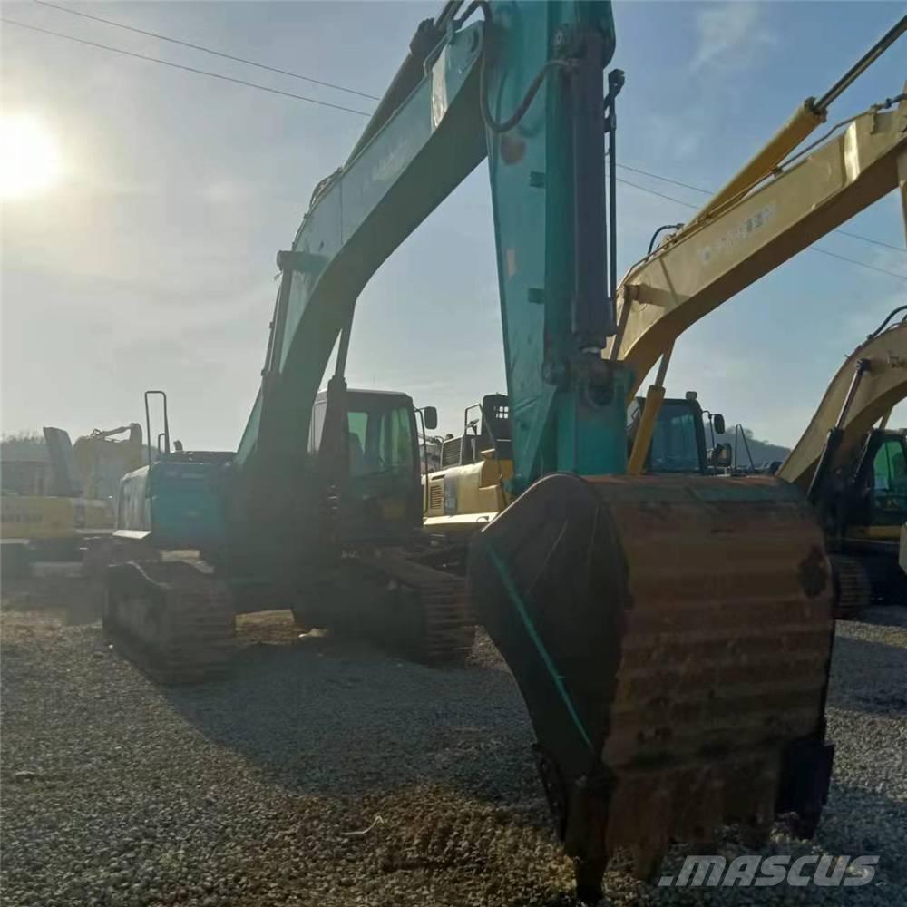 Kobelco SK330D Roomikekskavaatorid