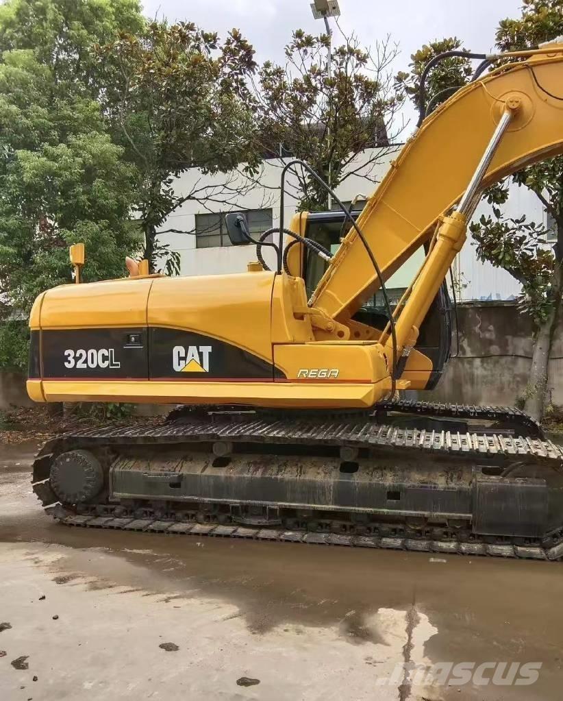 CAT 320 C Roomikekskavaatorid