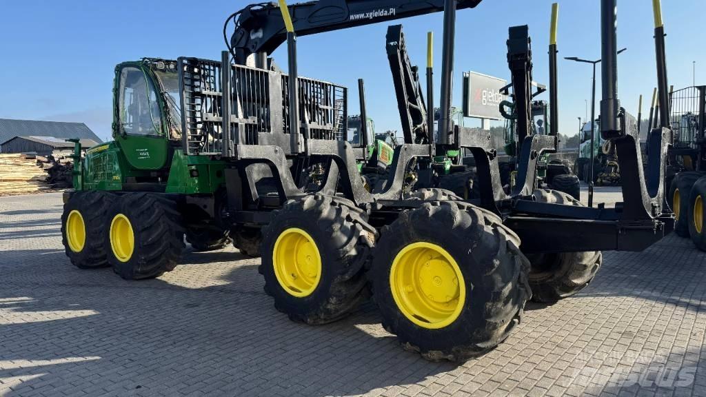 John Deere 1510 E Forwarderid
