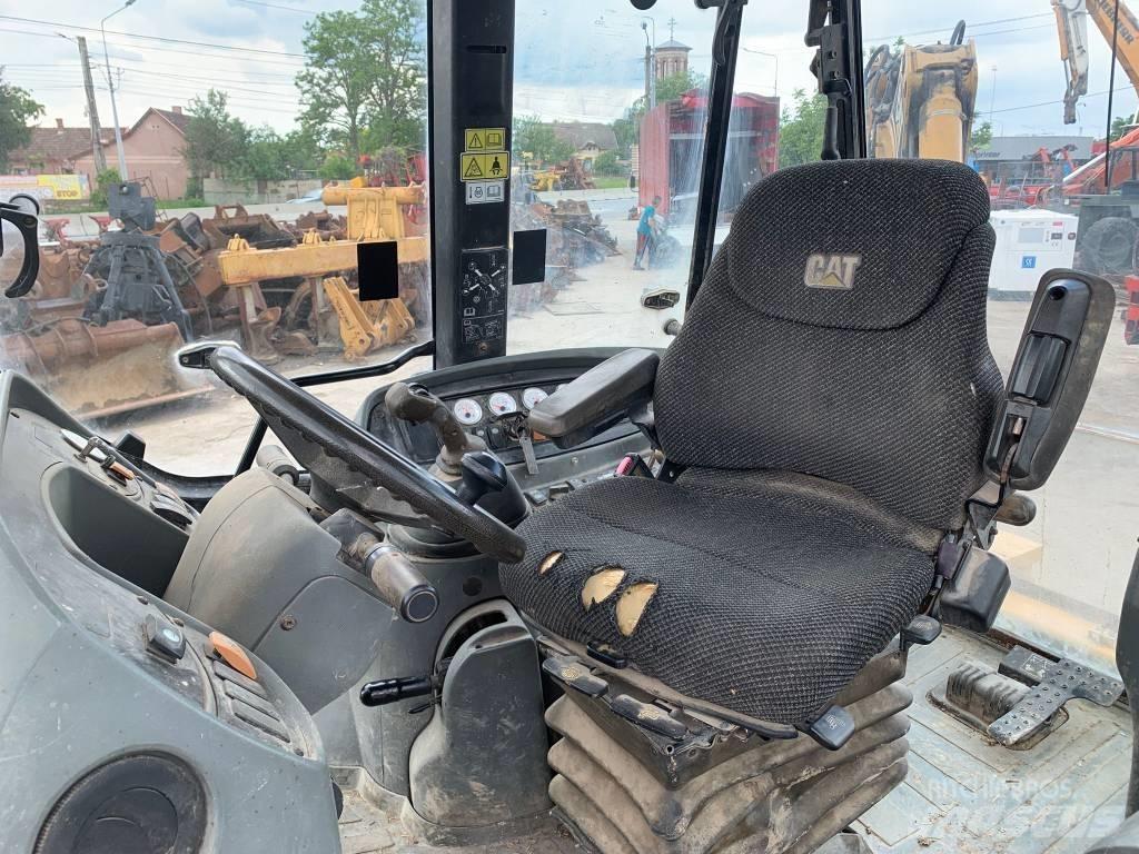 CAT 442 D Ekskavaatorlaadurid