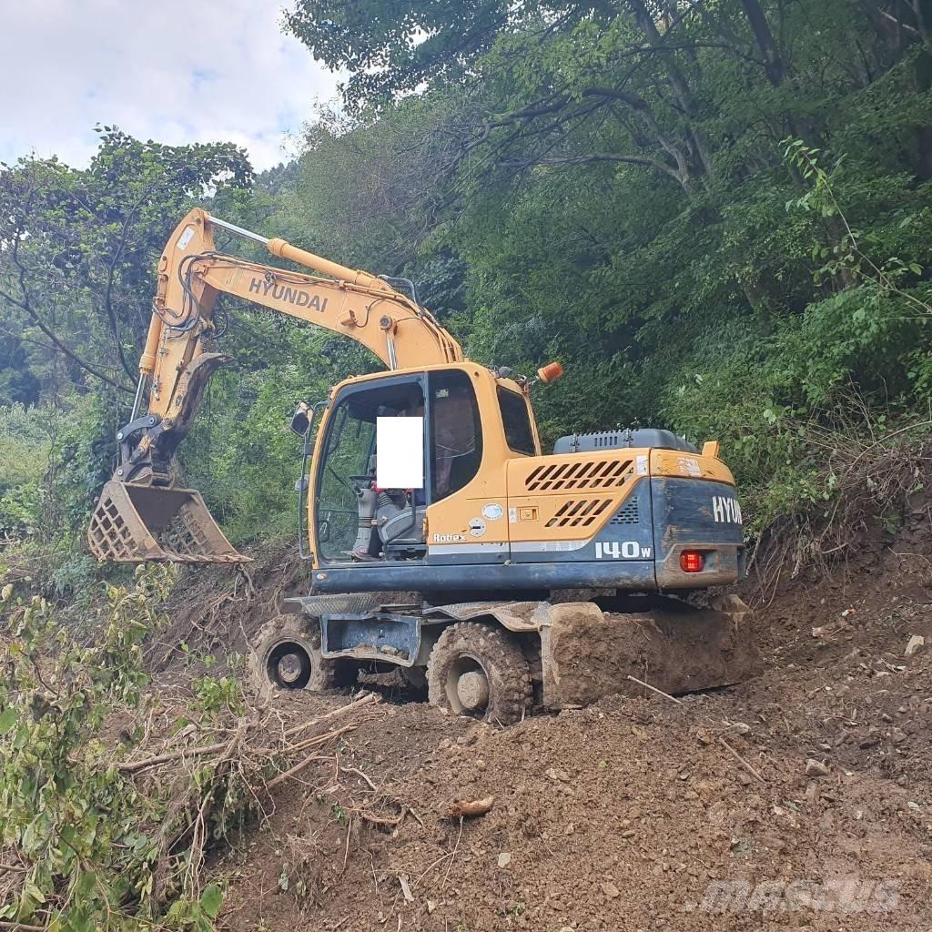 Hyundai Robex 140 W Ratasekskavaatorid