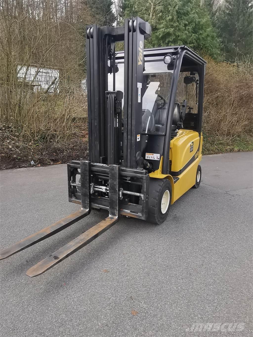 Yale ERP30VL Elektritõstukid