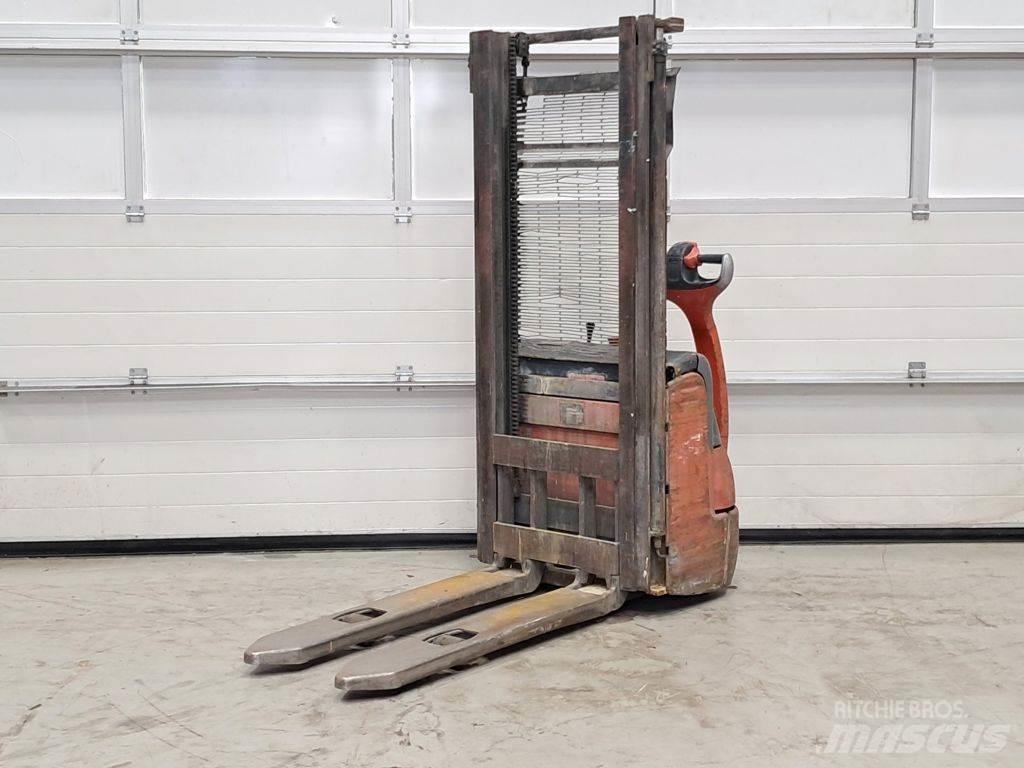 Linde L10 Järelkäidavad virnastajad