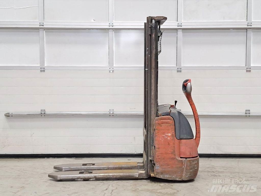 Linde L10 Järelkäidavad virnastajad